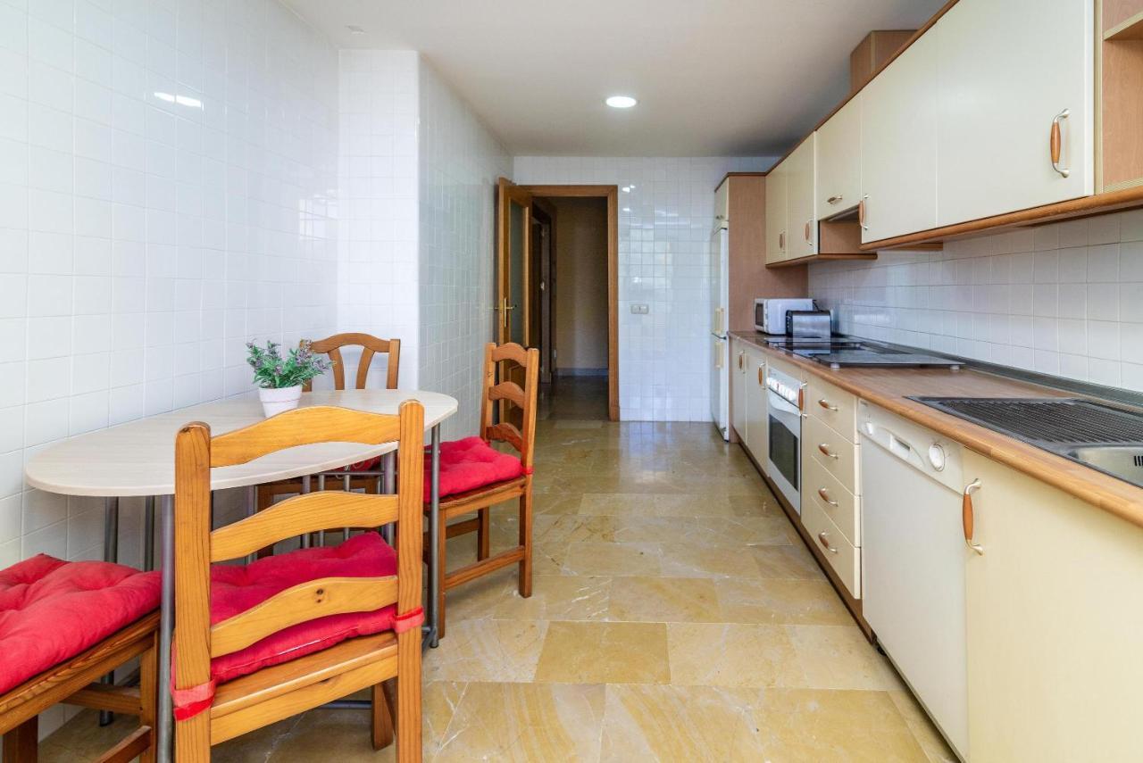 Spacious Apartment In Marbella Exterior foto